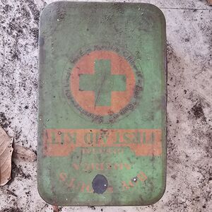 Johnson & Johnson Boy Scout First Aid Kit, New York City Logo Metal TIN
